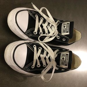 Black Chuck Taylor Converse